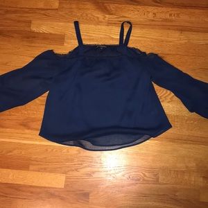 Blue express top